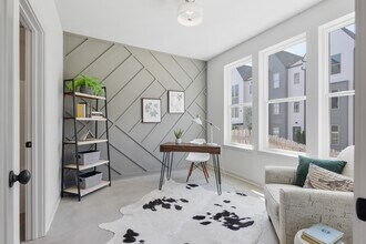 358 E Village Ln in Nashville, TN - Building Photo - Building Photo