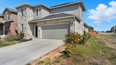 8939 Arundal Garden in Converse, TX - Building Photo - Building Photo