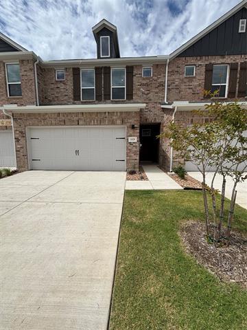 1529 Creekside Dr in Celina, TX - Building Photo