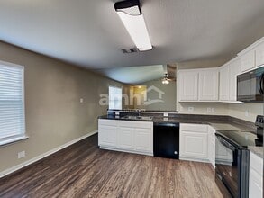 4615 Snowdrop Ct in Richmond, TX - Foto de edificio - Building Photo