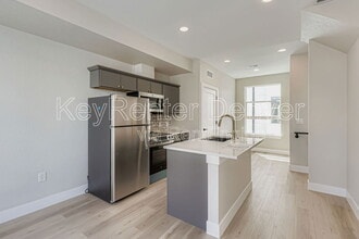 4100 E Warren Ave in Denver, CO - Building Photo - Building Photo