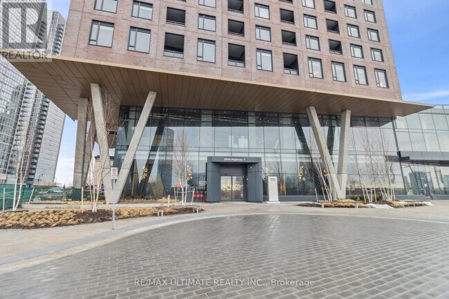 2920 Hwy 7 in Vaughan, ON - Building Photo - Building Photo