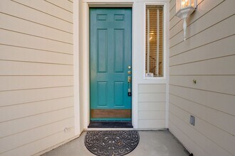 9538 Fox Wind Ct in Elk Grove, CA - Building Photo - Building Photo