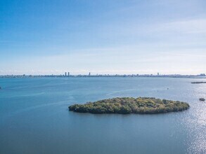 770 NE 69th St in Miami, FL - Building Photo - Building Photo