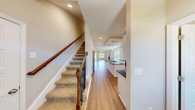 492 Ayden Ln in Clarksville, TN - Building Photo - Building Photo