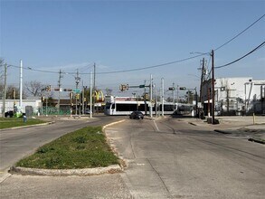 2412 Fulton St in Houston, TX - Building Photo - Building Photo