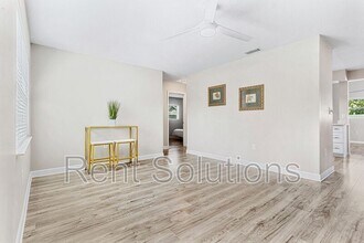 5127 Caesar Way S in St. Petersburg, FL - Building Photo - Building Photo