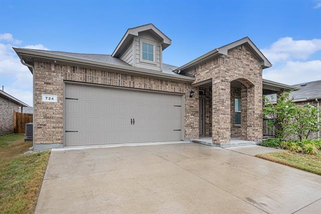 724 Beebrush Dr in Fort Worth, TX - Building Photo - Building Photo