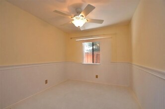 5055 Valley Crest Dr in Concord, CA - Building Photo - Building Photo