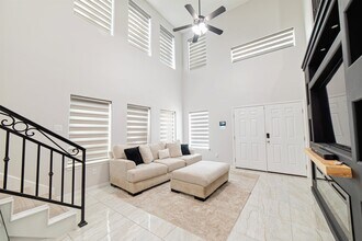 5405 Jersey Dr in Laredo, TX - Building Photo - Building Photo