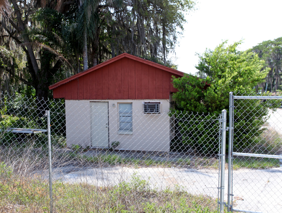 11834 Lakeshore Dr in Clermont, FL - Building Photo