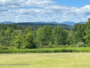 116 Tongore Rd in Kingston, NY - Building Photo - Building Photo