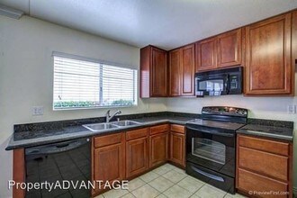 5027 Logan Ave-Unit -#19 in San Diego, CA - Building Photo - Building Photo