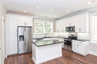 410 Faison Ave, Unit 404 Faison Ave in Charlotte, NC - Building Photo