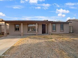 2342 W Danbury Dr in Phoenix, AZ - Building Photo