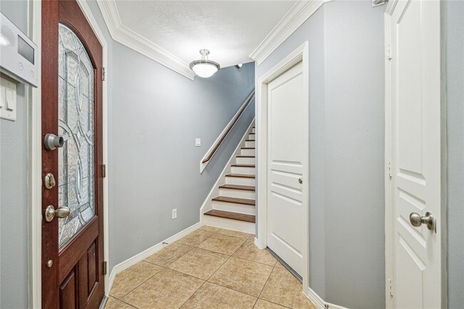 property at 1003 Yale St