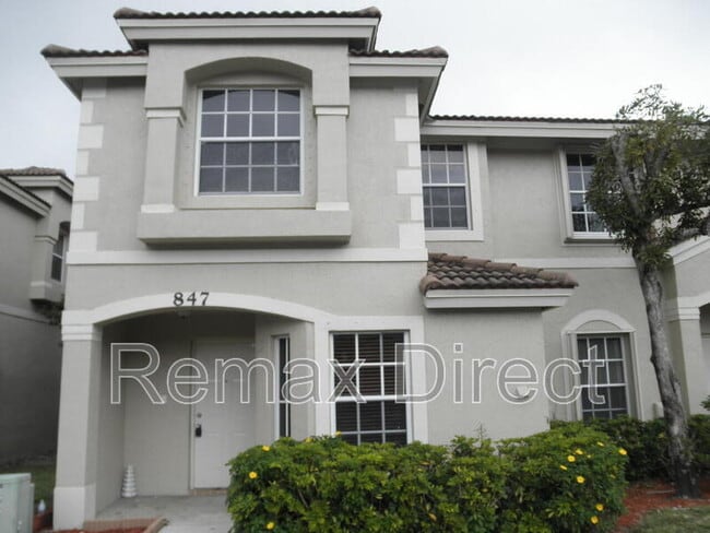 property at 847 Summit Lake Dr
