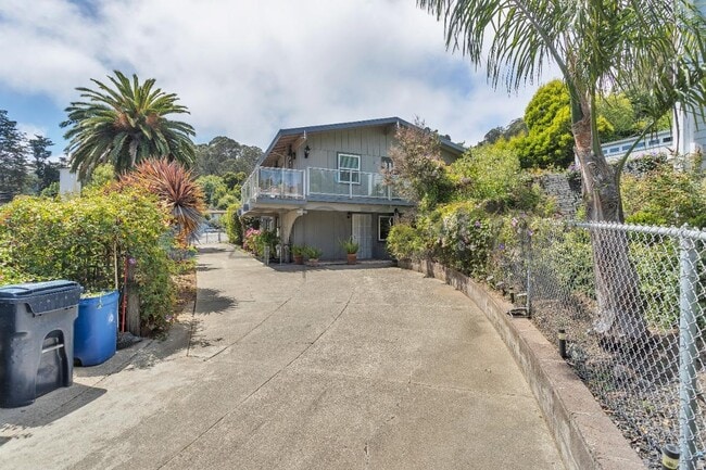 property at 609 Drake Ave