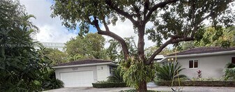 1201 Hardee Rd in Coral Gables, FL - Building Photo