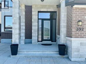 392 Serenade Cres in Ottawa, ON - Building Photo - Building Photo