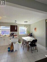 621 Wychwood St in Oshawa, ON - Building Photo - Building Photo