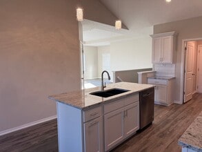 7008 Claystone Dr in Lincoln, NE - Building Photo - Building Photo