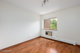 1331 Finley Rd in Lombard, IL - Building Photo - Building Photo
