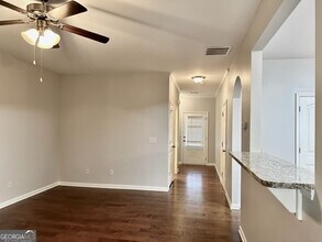 387 Franklin Ln in Acworth, GA - Foto de edificio - Building Photo