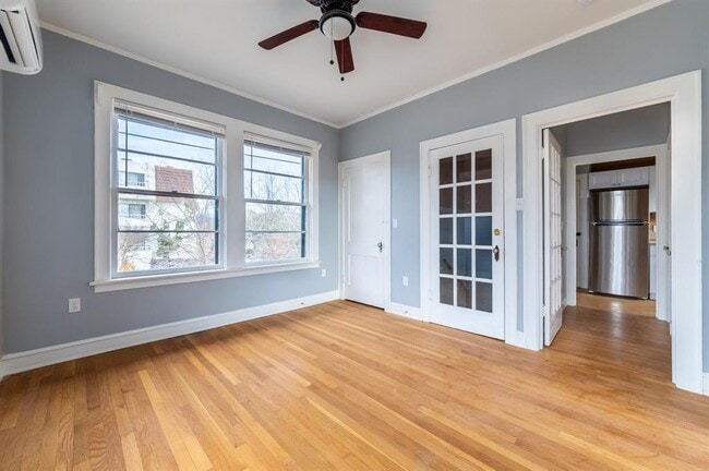 property at 3111 Grooms St