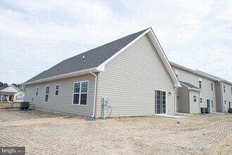 246 Morgans Ct in Pocomoke City, MD - Building Photo - Building Photo