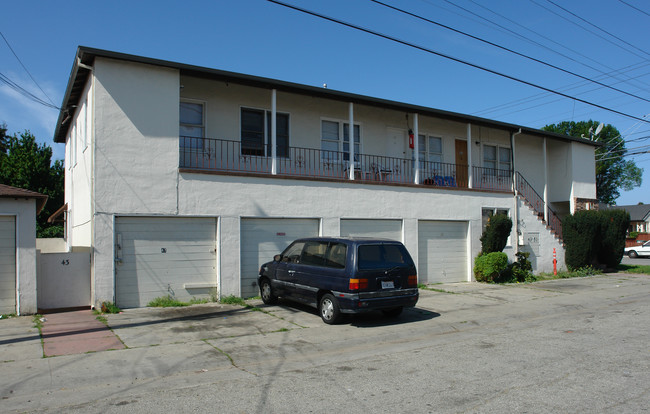 43-51 N Idaho St in San Mateo, CA - Building Photo - Building Photo