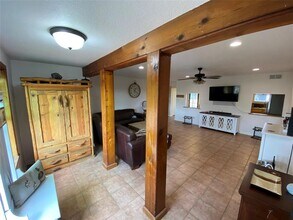 407 Alta Vista Dr in Bastrop, TX - Building Photo - Building Photo