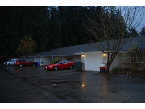 1577 D St in Blaine, WA - Building Photo