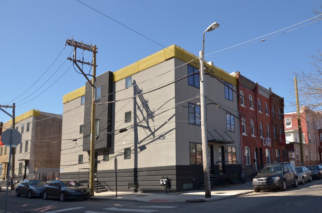 Mongtomery Ave Commons in Philadelphia, PA - Building Photo