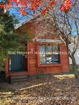 1208 N Main St in Evansville, IN - Building Photo