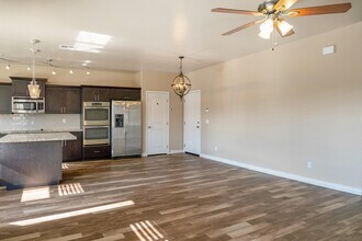 3345 E Pinchot Ave in Phoenix, AZ - Building Photo - Building Photo