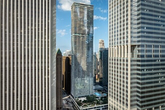 Aqua at Lakeshore East in Chicago, IL - Foto de edificio - Building Photo