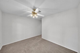 1911 Mound Lake Dr in Richmond, TX - Building Photo - Building Photo