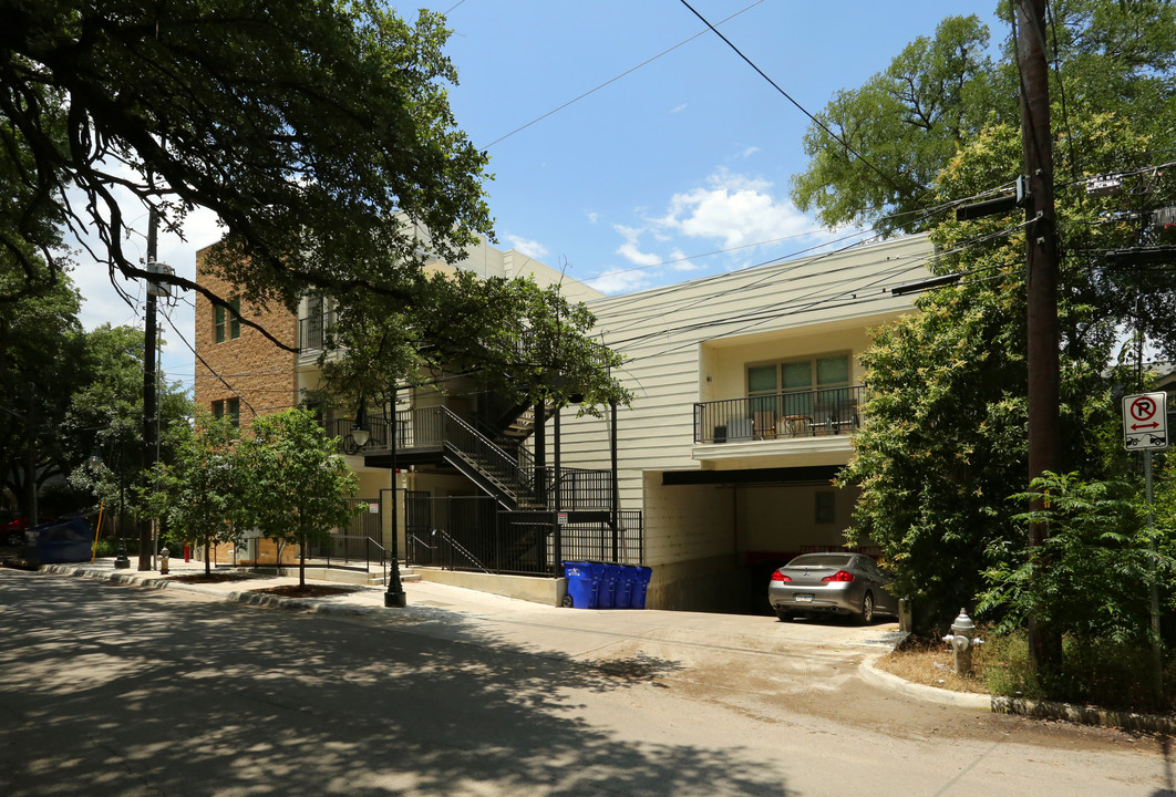 2708 San Pedro St in Austin, TX - Foto de edificio