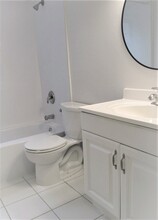 11 Old Allamuchy Rd, Unit 2 in Hackettstown, NJ - Building Photo - Building Photo