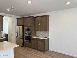 2468 W Rowel Rd in Phoenix, AZ - Building Photo - Building Photo