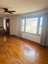 19048 Grand Ave in Council Bluffs, IA - Foto de edificio - Building Photo