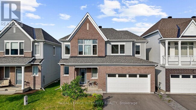 property at 724 Vennecy Ter