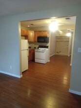 1712 Wayne St in Denton, TX - Foto de edificio - Building Photo