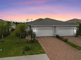 2224 Dragonfruit Wy in Naples, FL - Building Photo
