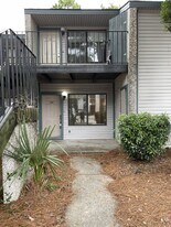 910 Brett Dr in Hinesville, GA - Building Photo