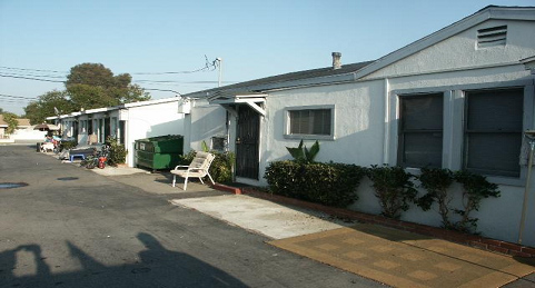 13222 Fairgrove Ave in Baldwin Park, CA - Building Photo