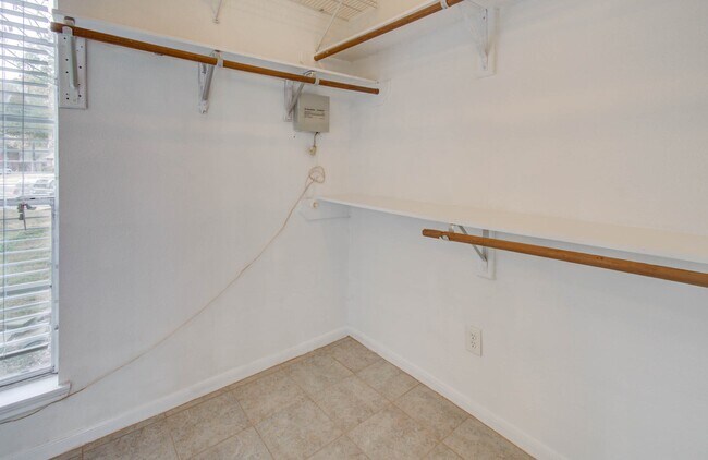 10615 Alderford Ct