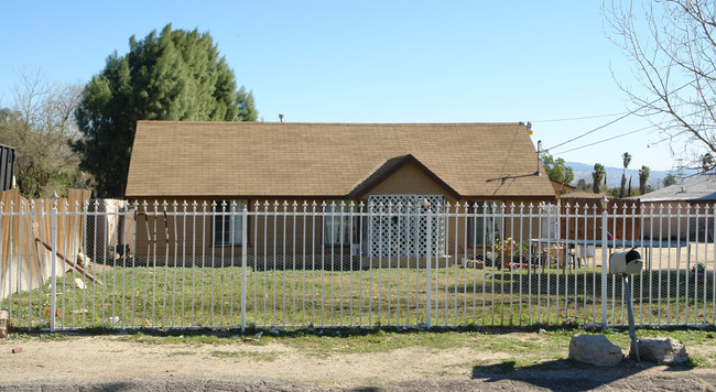 2975 State St in San Bernardino, CA - Building Photo - Building Photo