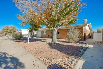 2712 Bert Yancey Dr in El Paso, TX - Building Photo - Building Photo